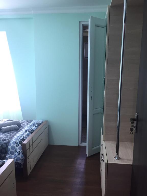 Mate Hotel room 6